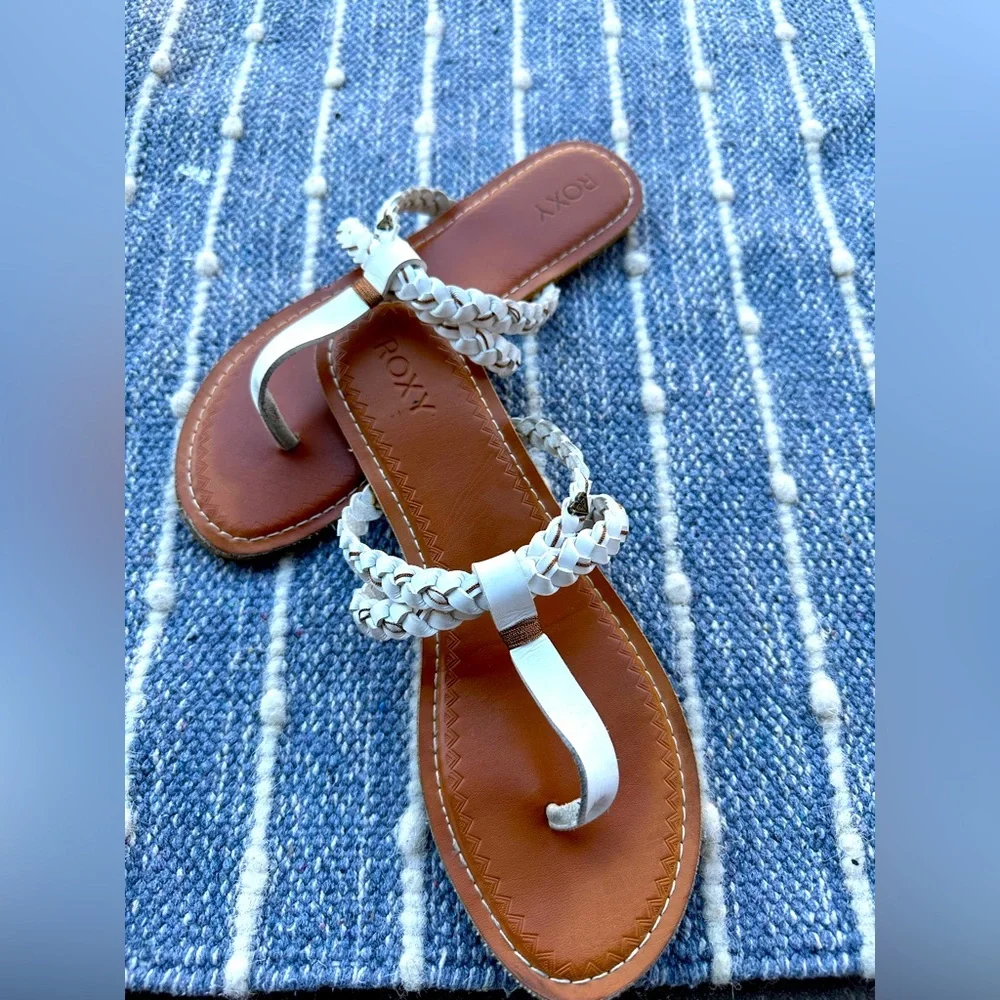 Used Roxy Slippers - Picture 2 of 2